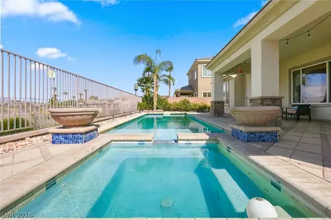 7208 Crandon Park Ave, Las Vegas, NV 89131
