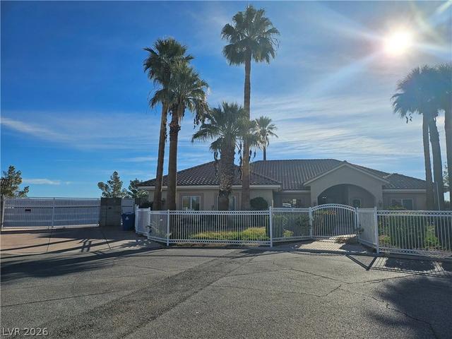 209 Irvin Ave, Las Vegas, NV 89183