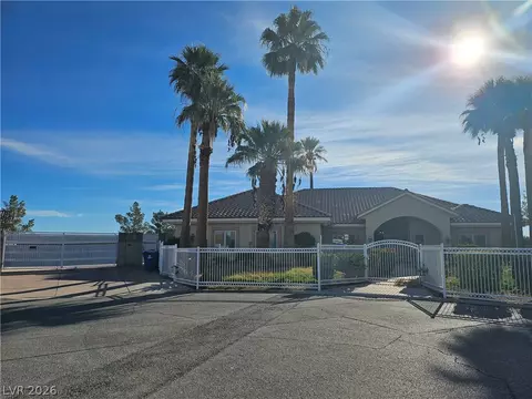 209 Irvin Ave, Las Vegas, NV 89183