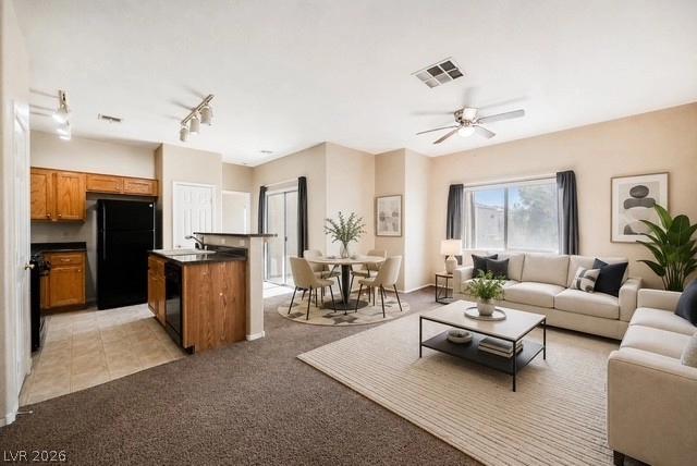 6320 Snap Ridge St #201, North Las Vegas, NV 89081