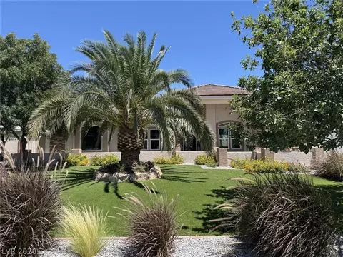 4841 E Stoneham St, Pahrump, NV 89061