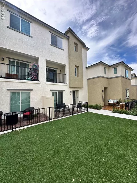 12328 Golden Wreath Rd #4, Las Vegas, NV 89183