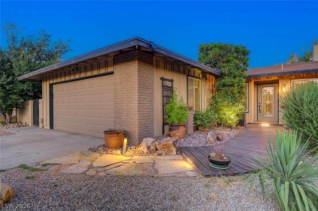 3949 Brighthill Ave, Las Vegas, NV 89121