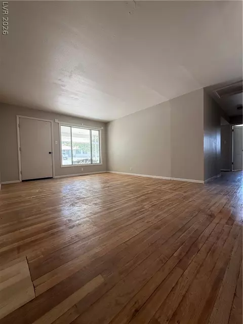 Living - 43 Connors Ct, Ely, NV 89301 photo 1 of 7
