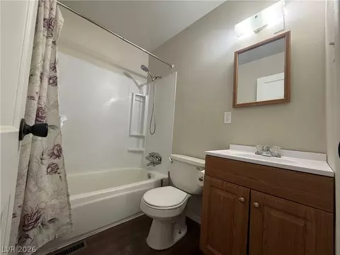 Bath - 43 Connors Ct, Ely, NV 89301 photo 1 of 2