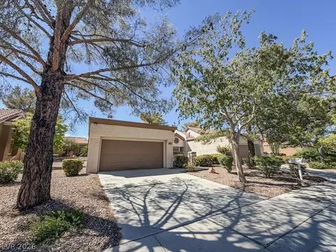 2541 Desert Glen Dr, Las Vegas, NV 89134
