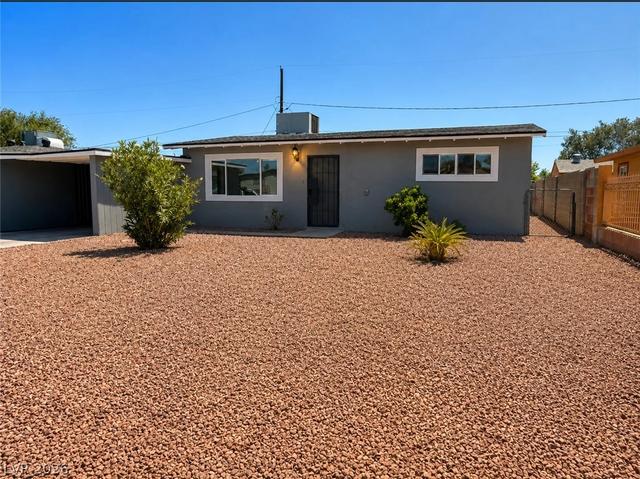 2716 Spear St, North Las Vegas, NV 89030