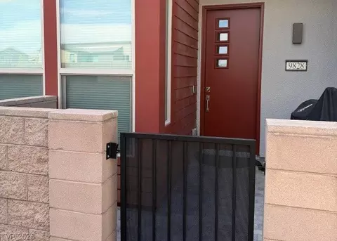 9828 Kings Glen St, Las Vegas, NV 89141