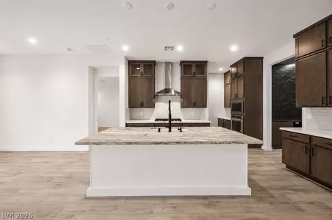 8971 Coastal Oaks St, Las Vegas, NV 89166
