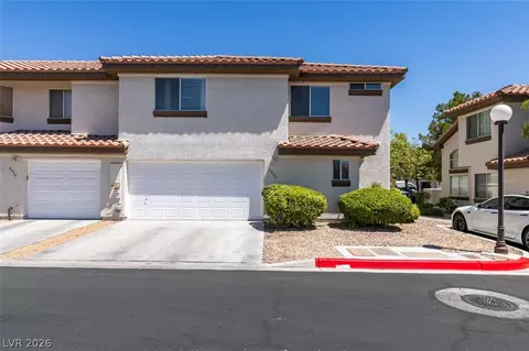 8012 Divine Dr, Las Vegas, NV 89128