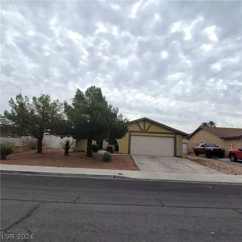 1841 Runningbear Dr, Las Vegas, NV 89108