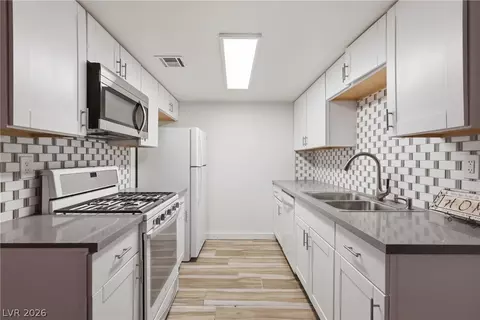 441 N Lamb Blvd #C, Las Vegas, NV 89110
