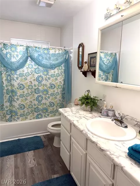 Bath - 790 Avenue L, Ely, NV 89301 photo 3 of 4