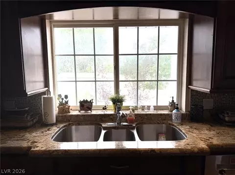 Kitchen - 790 Avenue L, Ely, NV 89301 photo 2 of 2