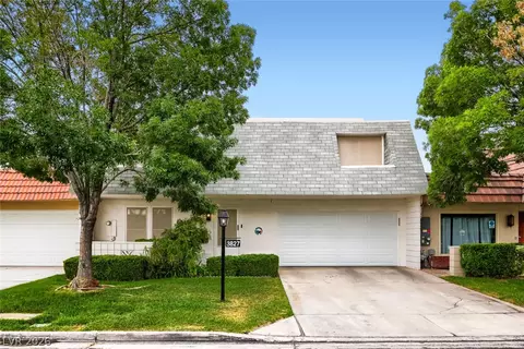 3827 Cavalry St, Las Vegas, NV 89121