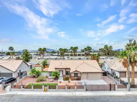 2660 Rosanna St, Las Vegas, NV 89117