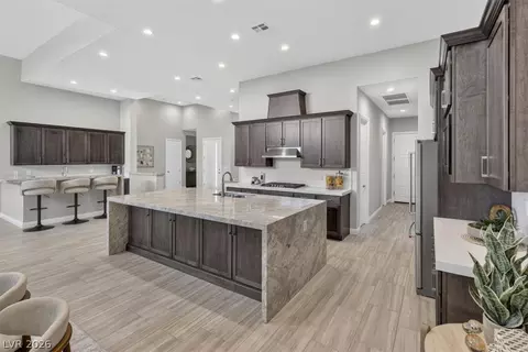 6128 Willow Rock St, Las Vegas, NV 89135