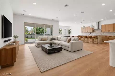 5632 Grizzly Summit Dr, Las Vegas, NV 89130