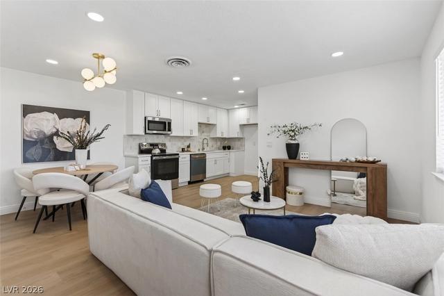1339 Elizabeth Ave #4, Las Vegas, NV 89119