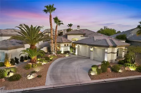 9253 Canyon Mesa Dr, Las Vegas, NV 89144