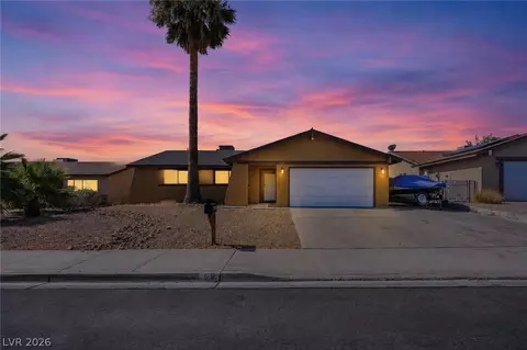516 N Summit Dr, Henderson, NV 89002