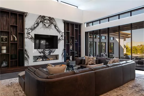 69 Olympia Canyon Way, Las Vegas, NV 89141