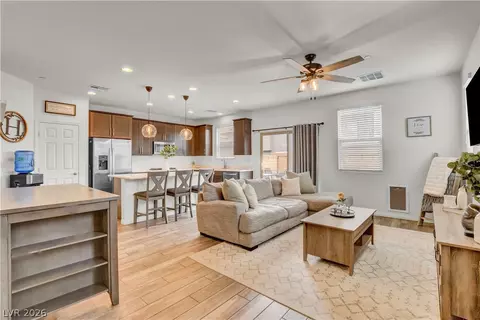 688 Bamboo Bend Pl, Henderson, NV 89011