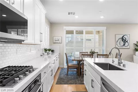 10649 Valletta Ave, Las Vegas, NV 89166