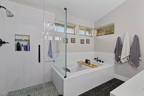 Bath - 104 Mint Orchard Dr, Henderson, NV 89002 photo 2 of 3