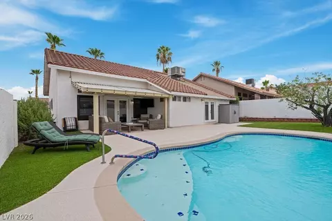 Exterior - 104 Mint Orchard Dr, Henderson, NV 89002 photo 6 of 7