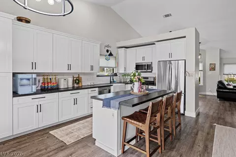Kitchen - 104 Mint Orchard Dr, Henderson, NV 89002 photo 2 of 6