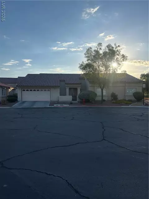 1909 Blackpool Cir, Las Vegas, NV 89128