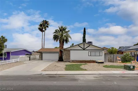717 Palmhurst Dr, Las Vegas, NV 89145
