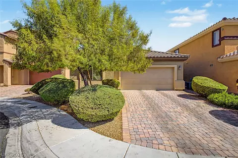 32 Buffalo Gap Ct, North Las Vegas, NV 89084