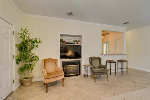 Living - 575 Eagle Perch Pl, Henderson, NV 89012 photo 3 of 3
