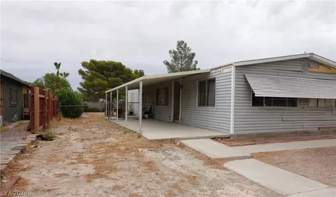 3458 Silver Bow Dr, Las Vegas, NV 89115