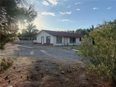 51 Madge Ln, Las Vegas, NV 89110