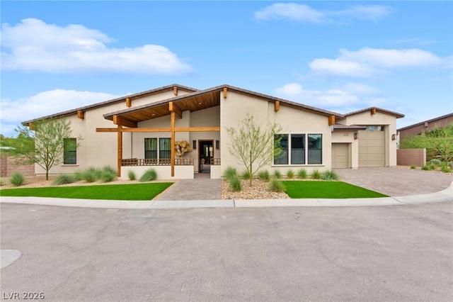 8565 Stange Ave, Las Vegas, NV 89129