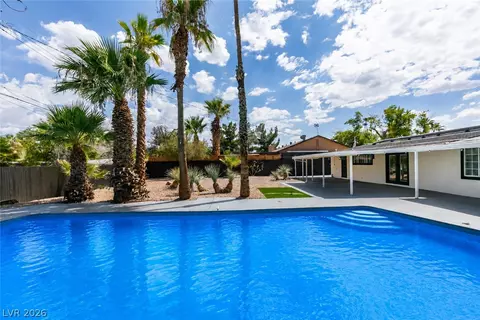 1111 Strong Dr, Las Vegas, NV 89102