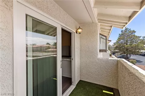 7300 Pirates Cove Rd #2051, Las Vegas, NV 89145