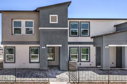 962 Desert Spruce St, Las Vegas, NV 89107