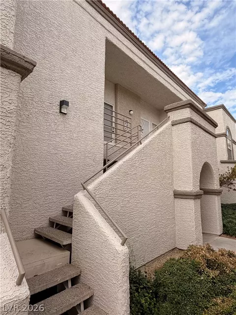 3150 Soft Breezes Dr #2166, Las Vegas, NV 89128
