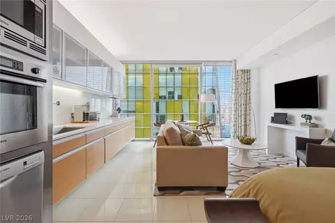 3722 Las Vegas Blvd #2209, Las Vegas, NV 89158