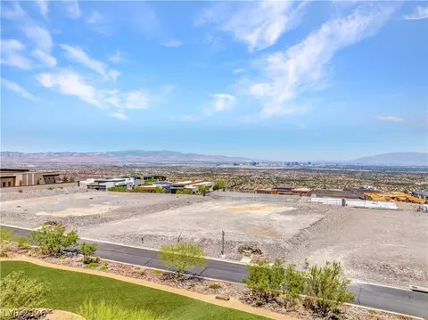 5 Stonecutter Ct, Henderson, NV 89012