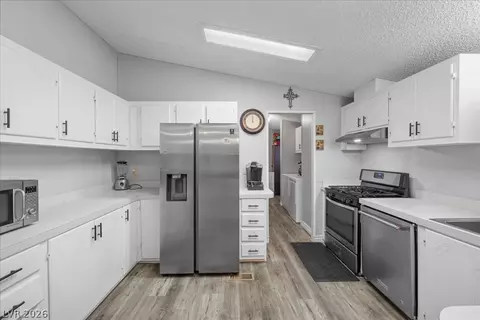 4558 W Sonia Rose Ln, Las Vegas, NV 89122