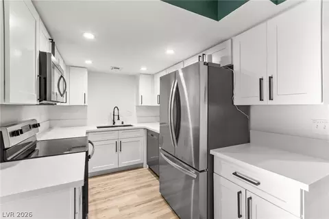 2431 Old Forge Ln #104, Las Vegas, NV 89121