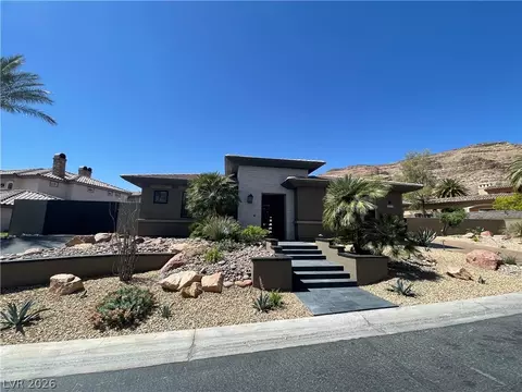 2577 Red Arrow Dr, Las Vegas, NV 89135