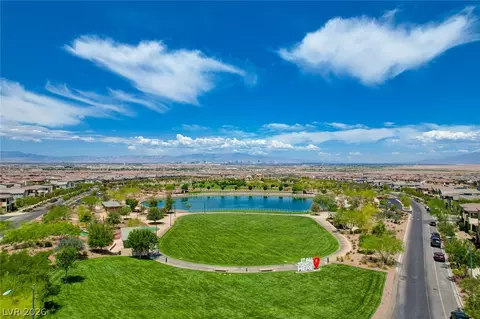 View/Area - 976 E Sunset Rd, Henderson, NV 89011 photo 26 of 37