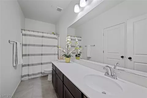 Bath - 976 E Sunset Rd, Henderson, NV 89011 photo 4 of 4