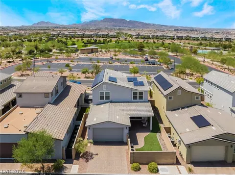 View/Area - 976 E Sunset Rd, Henderson, NV 89011 photo 6 of 37